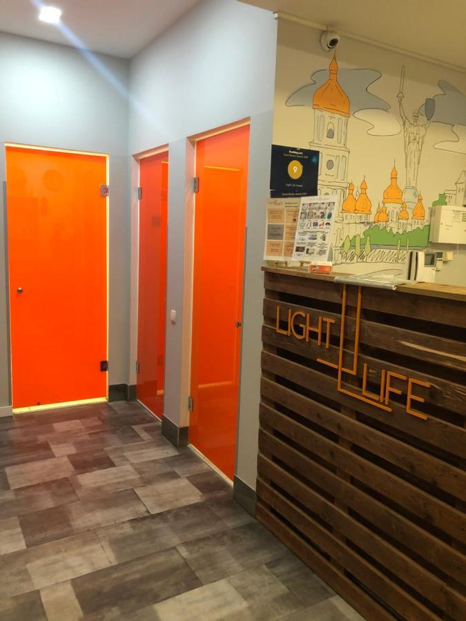 Light Life Hostel Kiev Exterior foto